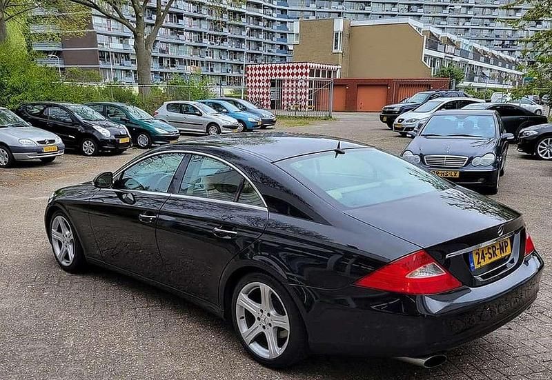 Zwart Gebruikt 2006 Mercedes CLS350 Sedan | € 7.500 (Eerlijke prijs) - Afbeelding 1/4