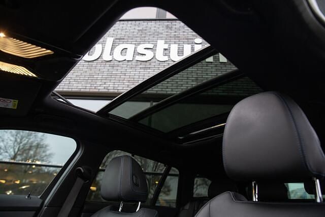 Occasion BMW 330 M Sport 291 PK (214 kW) 2023 Grijs Stationwagen