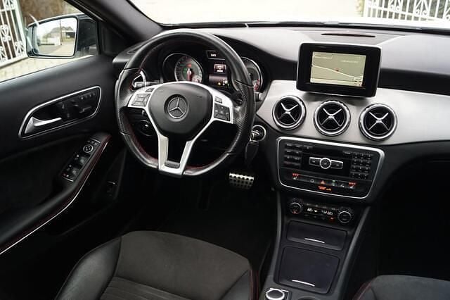 Occasion Mercedes GLA250 Prestige 211 PK (155 kW) 2015 Wit SUV