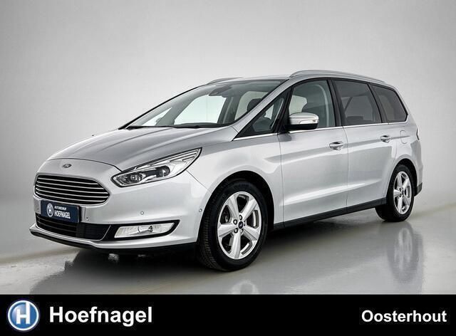 Grijs, metallic lak Gebruikt 2015 Ford Galaxy Titanium MPV | € 18.450 (Eerlijke prijs) - Afbeelding 1/3