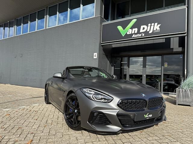 Grijs Gebruikt 2022 BMW Z4 Executive Cabriolet | € 55.950 (Goede deal) - Afbeelding 1/4