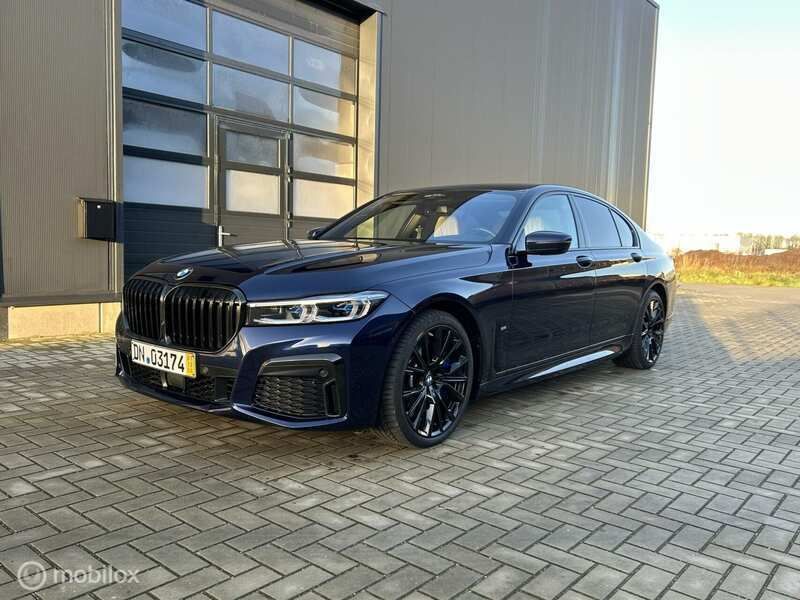 Blauw Gebruikt 2021 BMW 750 M Sport Sedan | € 69.490 (Eerlijke prijs) - Afbeelding 1/4