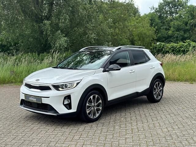 Wit Gebruikt 2018 Kia Stonic SUV | € 16.999 (Eerlijke prijs) - Afbeelding 1/4