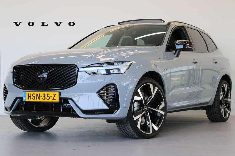 Grijs, metallic lak Occasion 2024 Volvo XC60 Ultra SUV | € 68.900 - Afbeelding 1/4