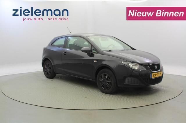 Zwart Gebruikt 2009 Seat Ibiza Reference Hatchback | € 2.344 (Eerlijke prijs) - Afbeelding 1/4