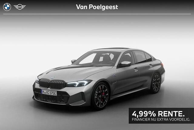 Zwart Nieuw 2025 BMW 330 Comfort Edition Sedan | € 69.096 - Afbeelding 1/4