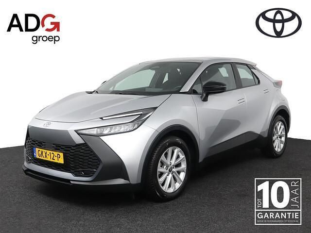 Grijs Gebruikt 2024 Toyota C-HR Active SUV | € 31.950 (Duur) - Afbeelding 1/4