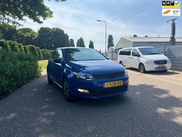 Blauw Gebruikt 2010 VW Polo Trendline Hatchback | € 4.150 (Eerlijke prijs) - Afbeelding 1/4