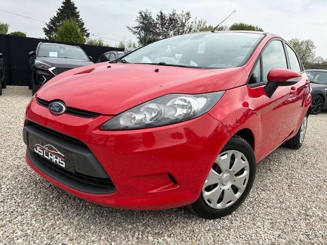 Rood Gebruikt 2010 Ford Fiesta Hatchback | € 4.490 (Eerlijke prijs) - Afbeelding 1/4