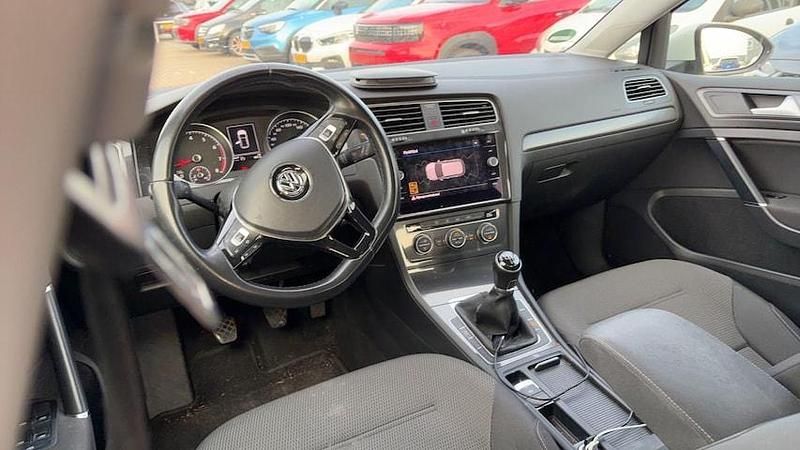 Occasion VW Golf VII Comfortline 116 PK (85 kW) 2018 Wit Hatchback