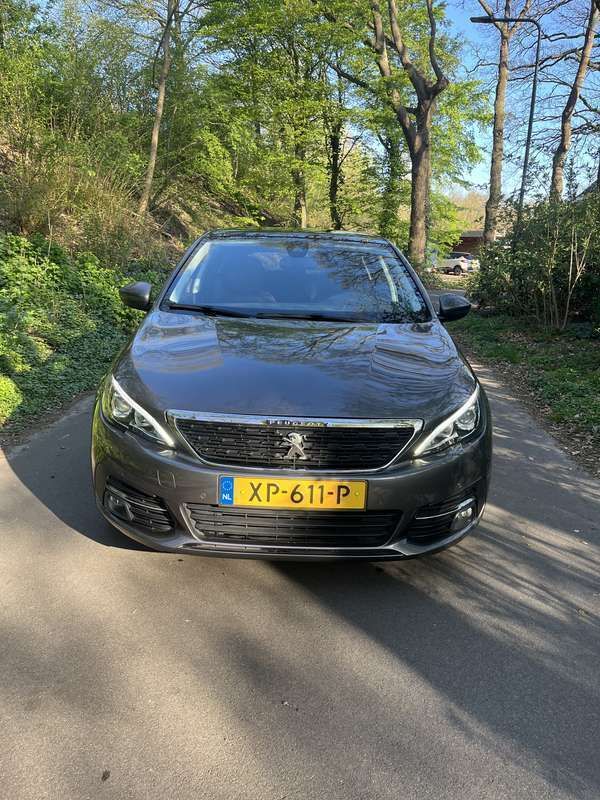 Gebruikt 2019 Peugeot 308 Sedan | € 13.999 (Duur) - Afbeelding 1/4