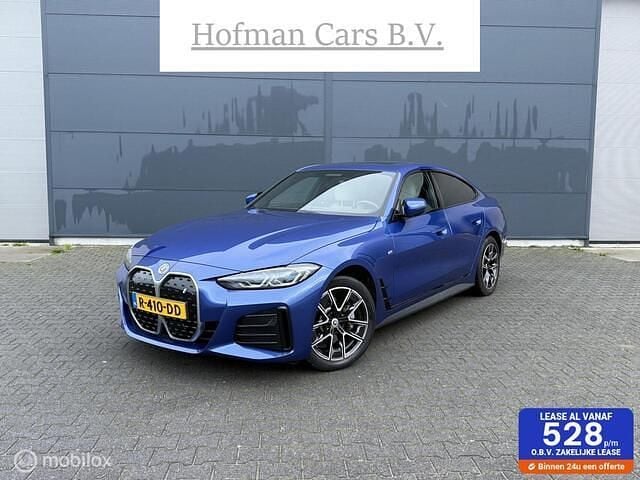 Blauw Gebruikt 2022 BMW i4 Executive Sedan | € 39.900 (Eerlijke prijs) - Afbeelding 1/4