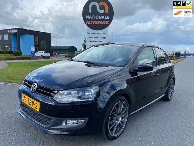 Zwart Gebruikt 2012 VW Polo Comfortline Hatchback | € 4.499 (Super prijs) - Afbeelding 1/4