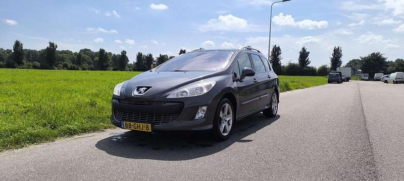 Grijs Gebruikt 2008 Peugeot 308 MPV | € 1.800 (Eerlijke prijs) - Afbeelding 1/4