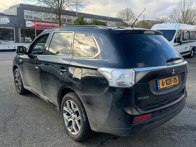 Occasion Mitsubishi Outlander Edition 121 PK (88 kW) 2014 Zwart SUV