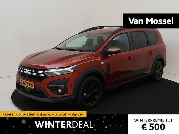 Bruin Occasion 2024 Dacia Jogger Extreme MPV | € 23.940 (Eerlijke prijs) - Afbeelding 1/4
