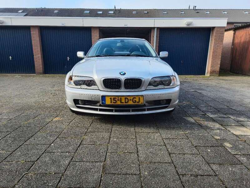 Gebruikt 2002 BMW 318 Executive Coupé | € 3.750 (Eerlijke prijs) - Afbeelding 1/4