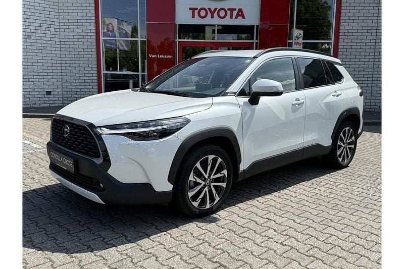 Wit Gebruikt 2024 Toyota Corolla Cross Style SUV | € 35.499 (Eerlijke prijs) - Afbeelding 1/1