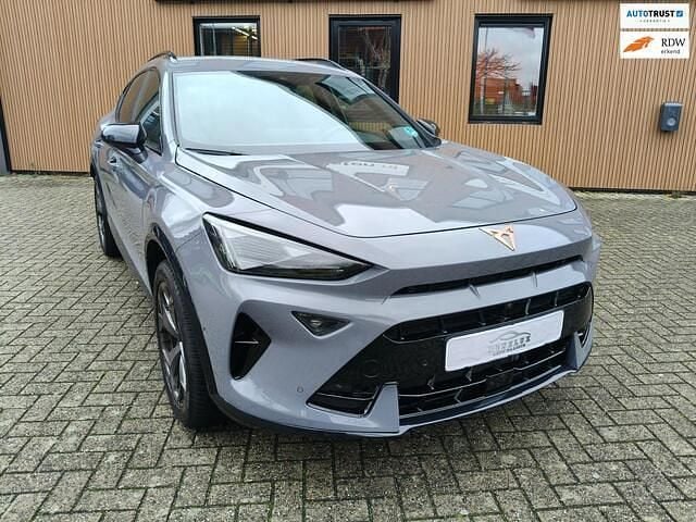 Grijs Occasion 2025 Cupra Formentor SUV | € 36.950 (Eerlijke prijs) - Afbeelding 1/4