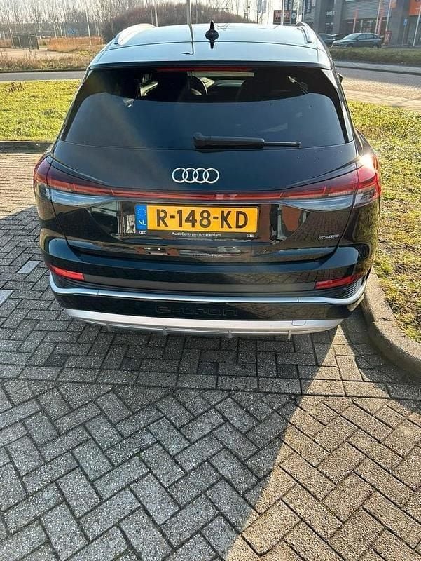 Occasion 2022 Audi Q4 e-tron SUV | € 32.000 (Super prijs) - Afbeelding 1/4