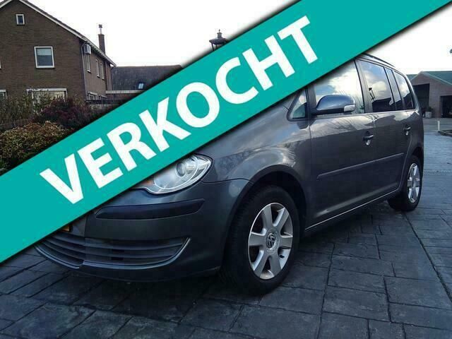 Grijs Gebruikt 2008 VW Touran MPV | € 4.699 (Iets duurder) - Afbeelding 1/4