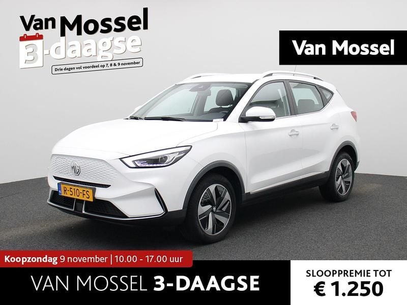 Wit Gebruikt 2022 MG ZS Comfort Sedan | € 19.495 (Eerlijke prijs) - Afbeelding 1/4