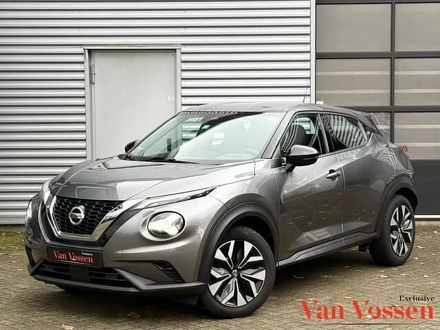 Grijs Gebruikt 2021 Nissan Juke Acenta SUV | € 14.950 (Goede deal) - Afbeelding 1/4