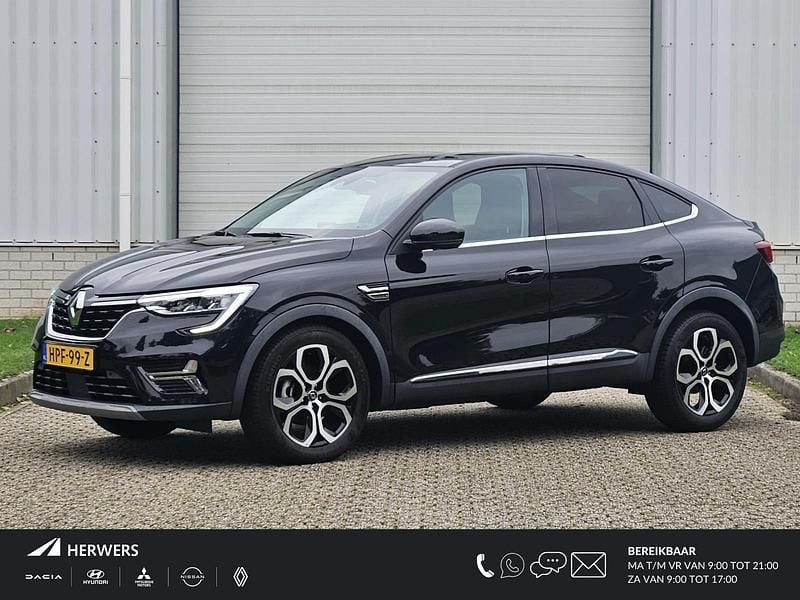 Zwart Gebruikt 2023 Renault Arkana Techno SUV | € 26.235 (Goede deal) - Afbeelding 1/4