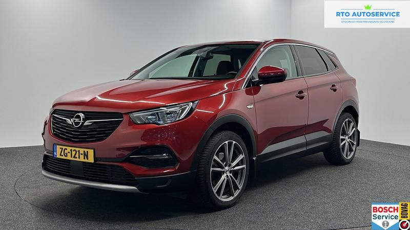 Rood Occasion 2018 Opel Grandland X Ultimate SUV | € 13.250 (Eerlijke prijs) - Afbeelding 1/4