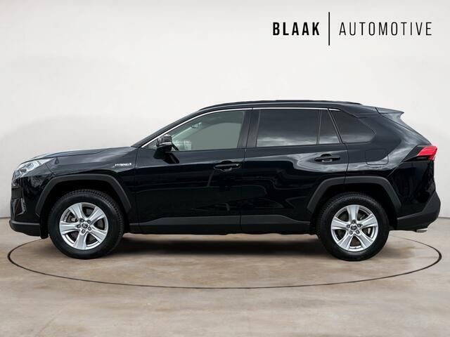 Zwart Gebruikt 2021 Toyota RAV4 Active SUV | € 33.995 (Eerlijke prijs) - Afbeelding 1/4