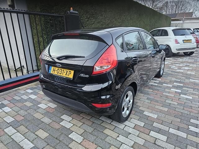 Occasion Ford Fiesta Trend 82 PK (60 kW) 2011 Zwart Hatchback