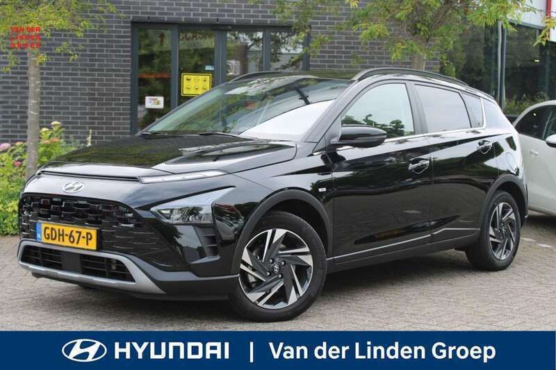 Zwart Gebruikt 2024 Hyundai Bayon Premium SUV | € 24.450 (Duur) - Afbeelding 1/4