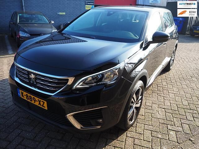 Zwart Occasion 2020 Peugeot 5008 Active SUV | € 15.000 (Eerlijke prijs) - Afbeelding 1/4