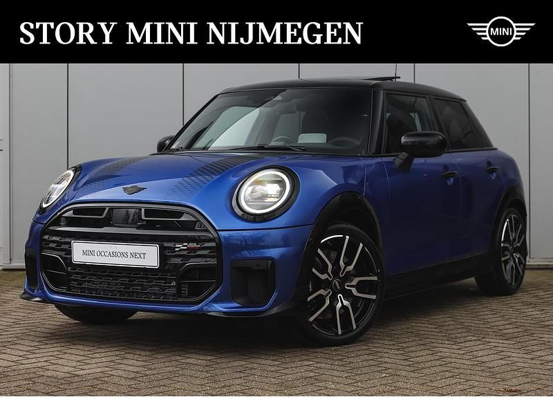 Blauw Gebruikt 2025 Mini Cooper Hatchback | € 49.389 - Afbeelding 1/4