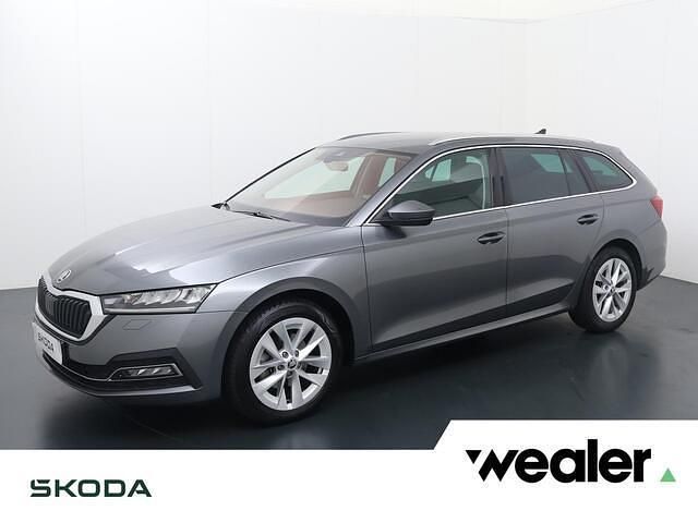 Grijs Gebruikt 2023 Skoda Octavia Business Line Stationwagen | € 23.840 (Eerlijke prijs) - Afbeelding 1/4