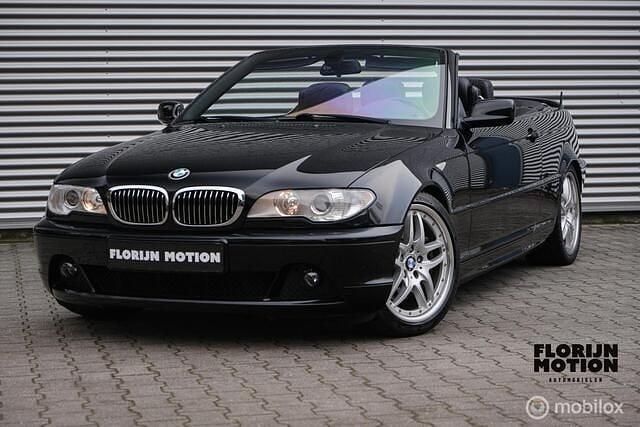 Zwart Gebruikt 2004 BMW 330 Executive Cabriolet | € 14.990 (Eerlijke prijs) - Afbeelding 1/4