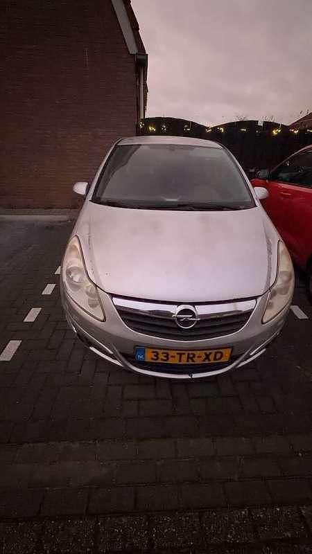 Occasion Opel Corsa Enjoy 90 PK (66 kW) 2007 Grijs Hatchback