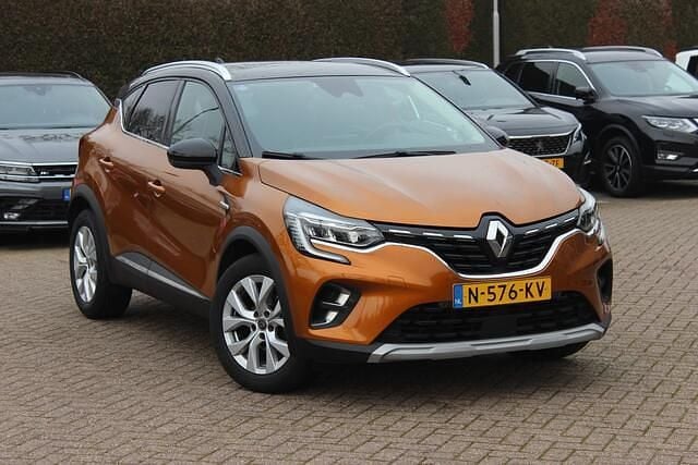 Oranje (metallic) Occasion 2020 Renault Captur Intens SUV | € 14.999 (Goede deal) - Afbeelding 1/4