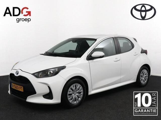 Wit Gebruikt 2022 Toyota Yaris Active Hatchback | € 20.400 (Eerlijke prijs) - Afbeelding 1/4