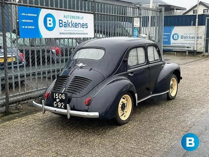 Occasion Renault 4CV 21 PK (15 kW) 1954 Hatchback