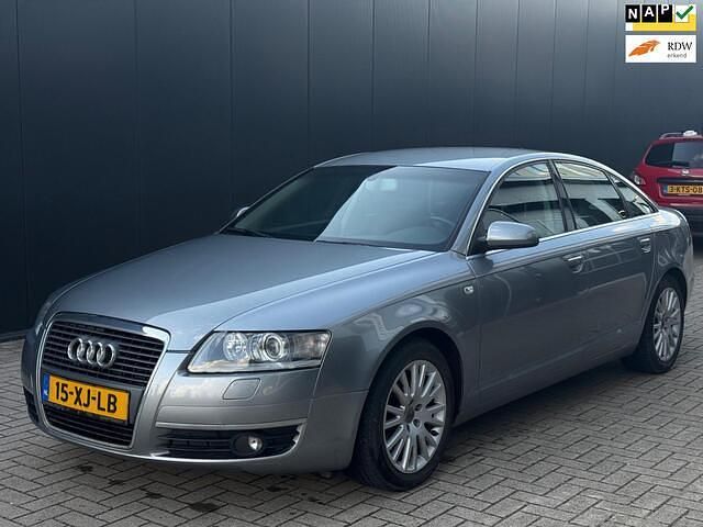 Grijs Gebruikt 2007 Audi A6 Business Sedan | € 2.950 - Afbeelding 1/4