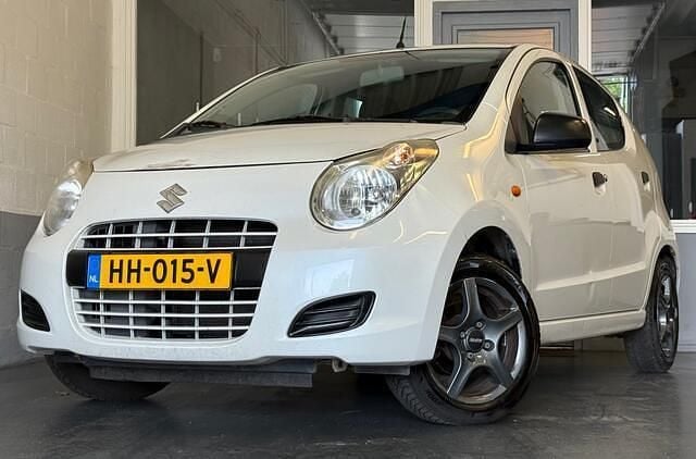 Wit Gebruikt 2009 Suzuki Alto Hatchback | € 1.795 (Eerlijke prijs) - Afbeelding 1/4