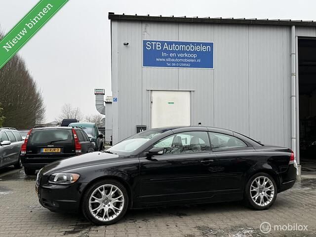 Zwart Occasion 2006 Volvo C70 Summum Cabriolet | € 5.499 (Super prijs) - Afbeelding 1/4