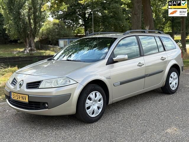 Beige Gebruikt 2006 Renault Mégane GrandTour Expression Stationwagen | € 1.495 (Goede deal) - Afbeelding 1/4