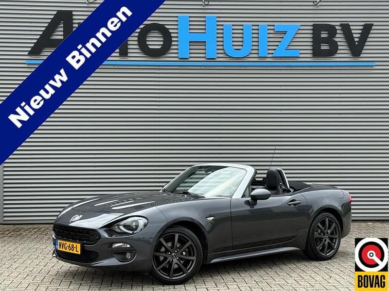 Grijs, metallic lak Gebruikt 2018 Fiat 124 Spider Lusso Cabriolet | € 21.990 (Eerlijke prijs) - Afbeelding 1/4
