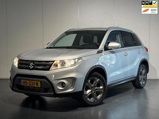 Grijs Gebruikt 2016 Suzuki Vitara Exclusive SUV | € 7.350 - Afbeelding 1/4