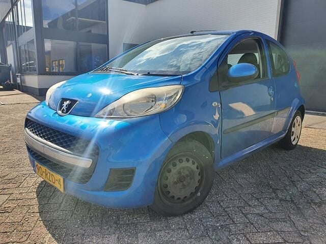 Blauw Occasion 2011 Peugeot 107 Hatchback | € 950 (Super prijs) - Afbeelding 1/4