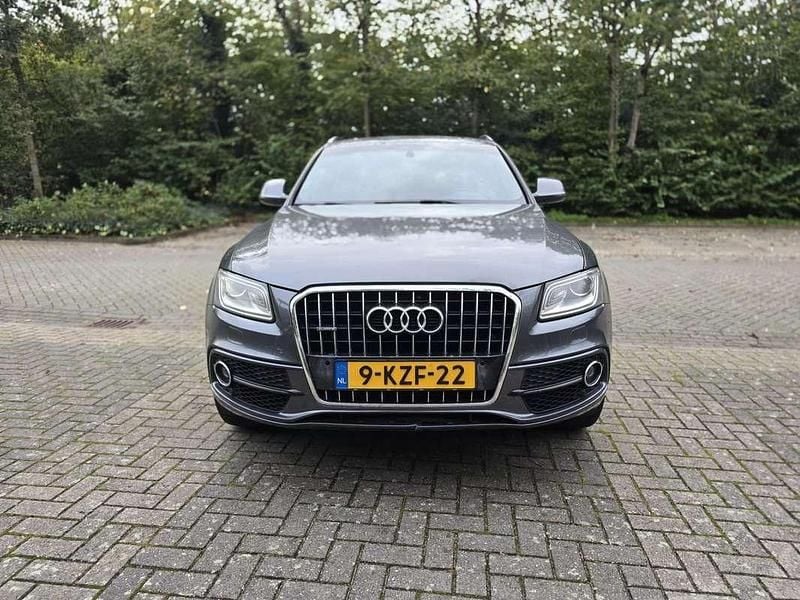 Grijs Occasion 2013 Audi Q5 SUV | € 10.500 (Duur) - Afbeelding 1/4