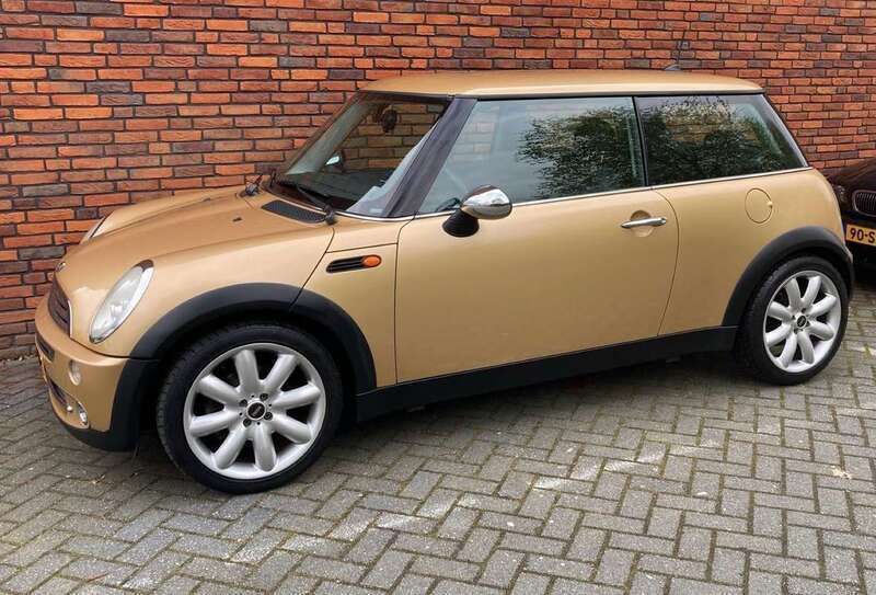 Goud Gebruikt 2005 Mini ONE Hatchback | € 2.450 (Goede deal) - Afbeelding 1/4