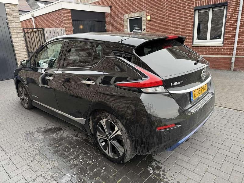 Occasion Nissan Leaf N-Connecta 110 kW (150 PK) 2019 Zwart Hatchback
